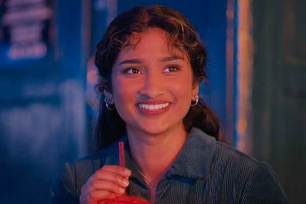 Belinda Chandra Played by: Varada Sethu in The Interstellar Song Contest